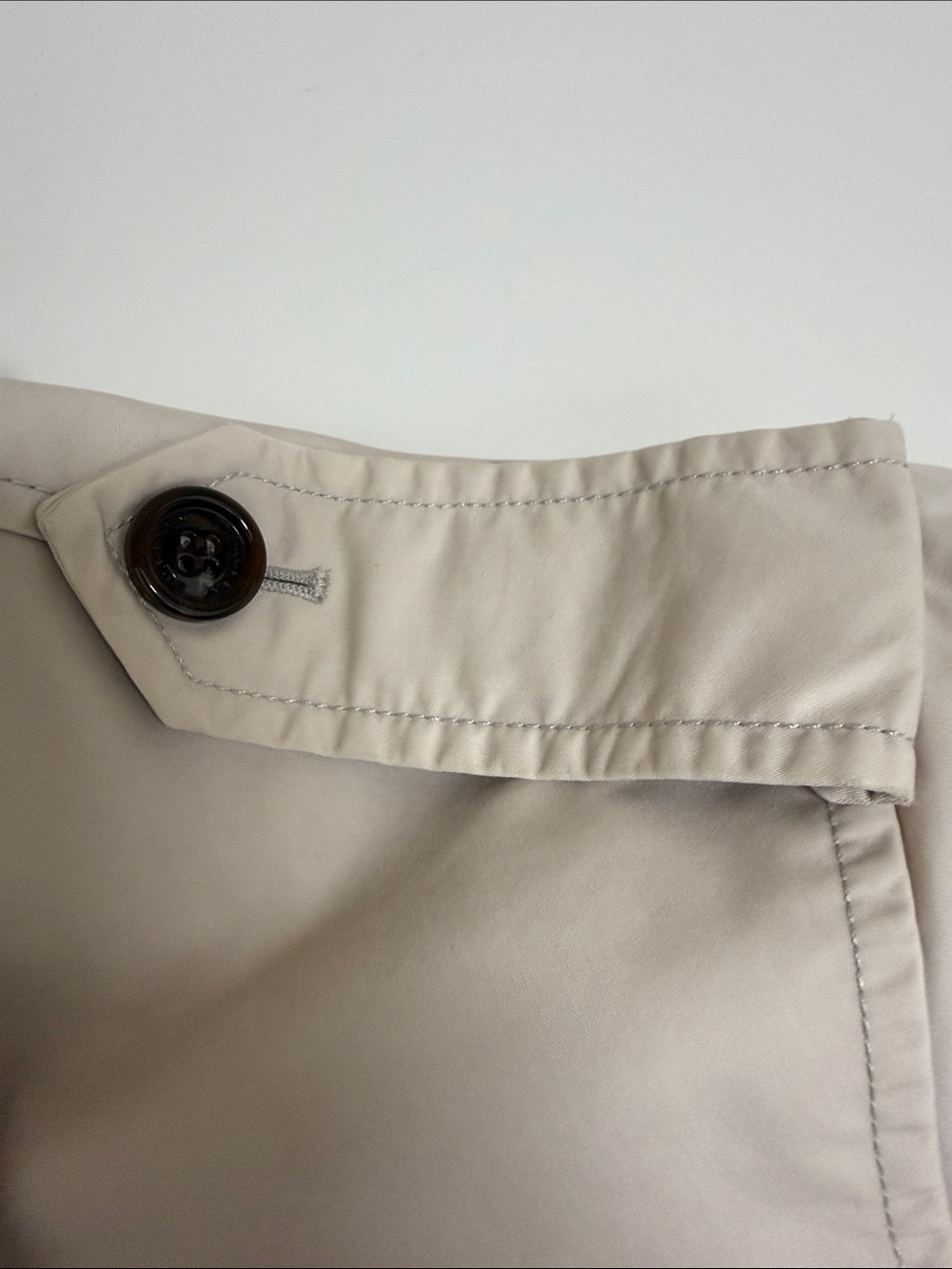 Burberry Light Beige Zip-Front Trench Jacket with Check Lining - Picture 8 of 14